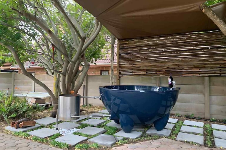 Tickle Tub Outdoor Spa Ideas