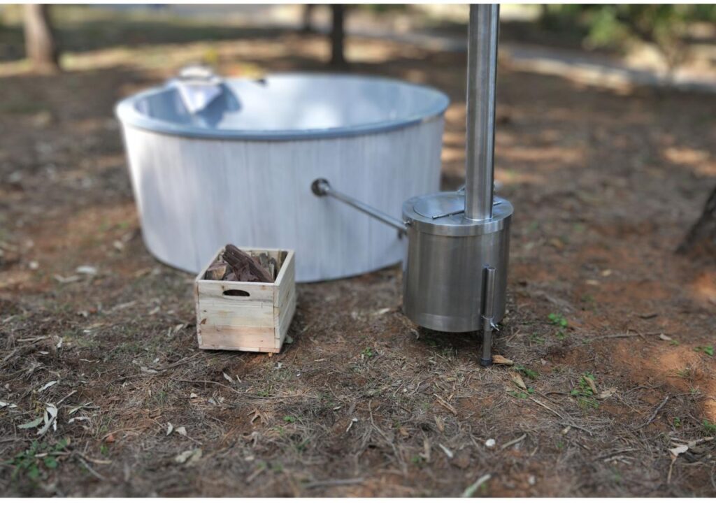 Eco-friendly heating of traditional wood-fired tubs